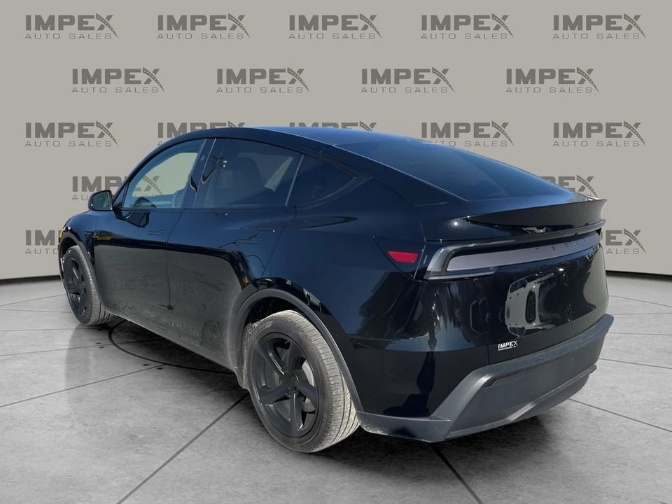 2026 Tesla Model Y - Image 3 of 21