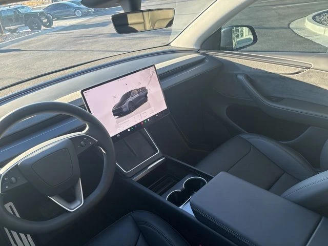 2026 Tesla Model Y - Image 16 of 21