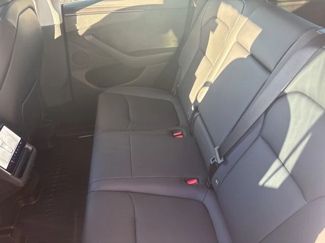 2026 Tesla Model Y - Image 14 of 21