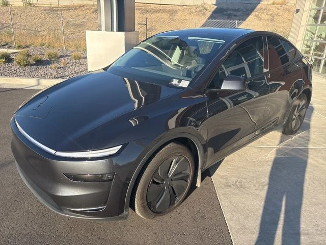 2026 Tesla Model Y - Image 4 of 21