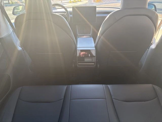 2026 Tesla Model Y - Image 19 of 21
