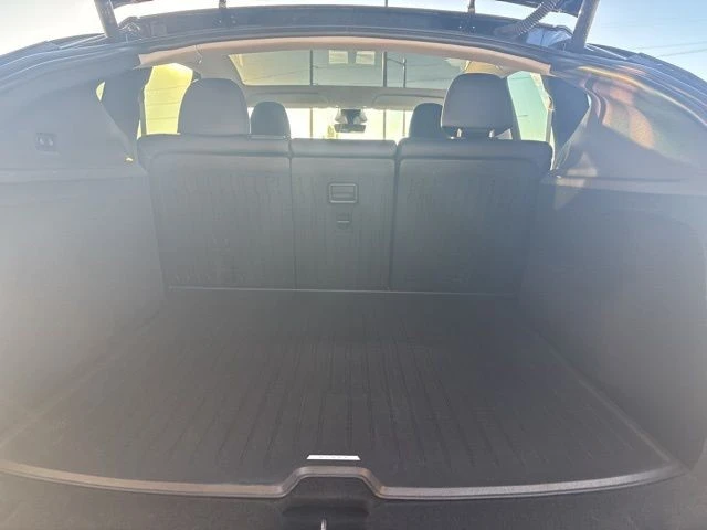 2026 Tesla Model Y - Image 18 of 21
