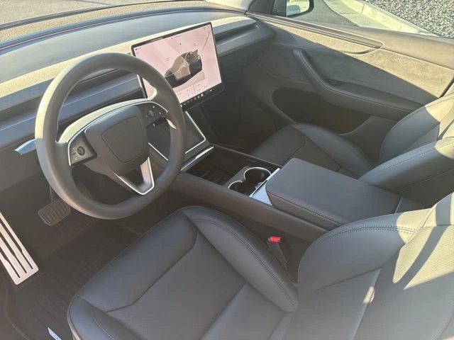 2026 Tesla Model Y - Image 12 of 21
