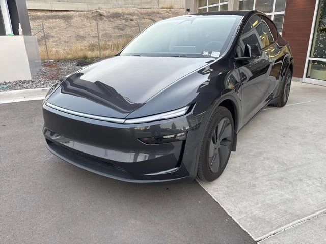 2026 Tesla Model Y - Image 4 of 21