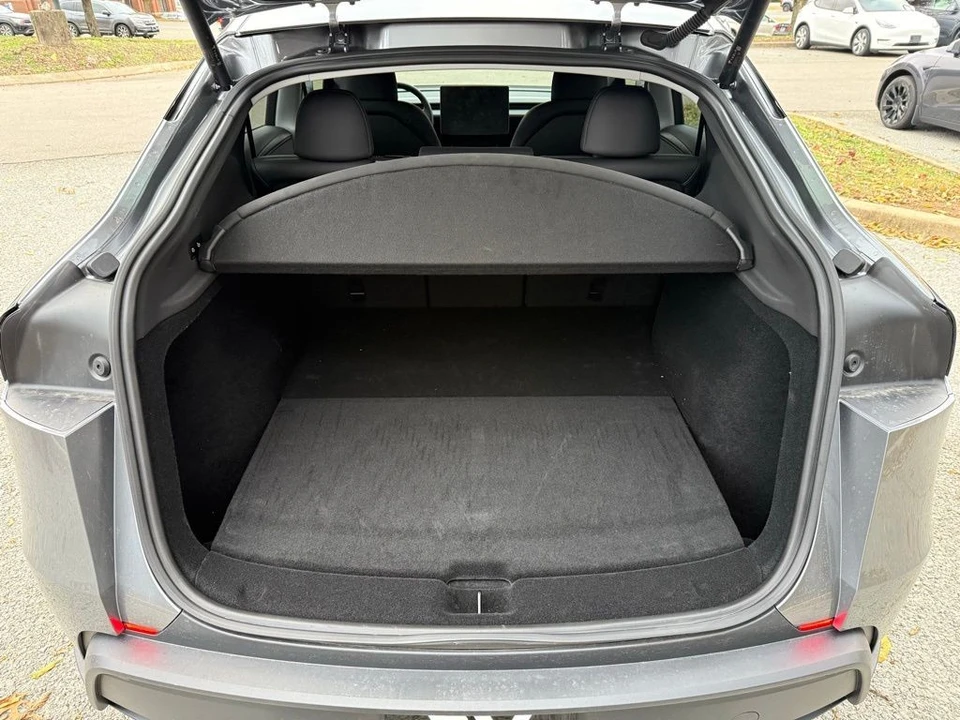 2026 Tesla Model Y - Image 8 of 13