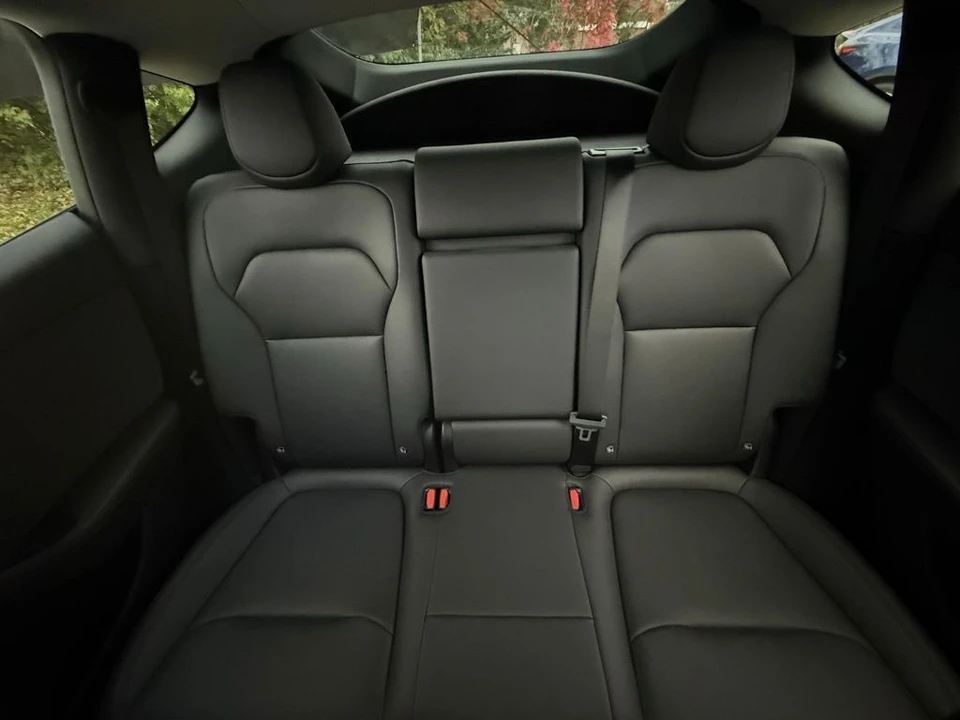 2026 Tesla Model Y - Image 11 of 13