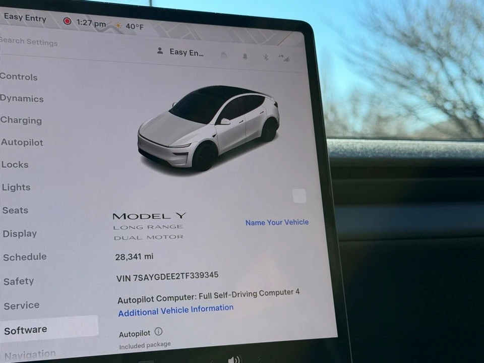 2026 Tesla Model Y - Image 18 of 18