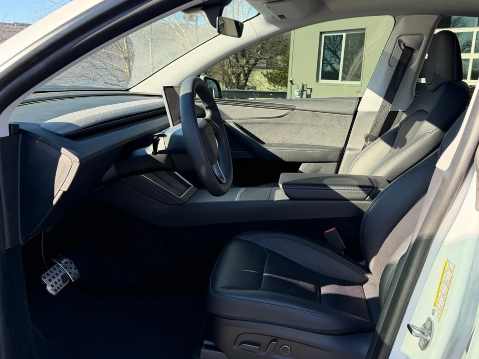 2026 Tesla Model Y - Image 7 of 18