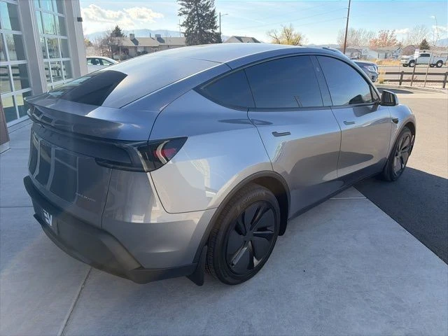 2026 Tesla Model Y - Image 8 of 21