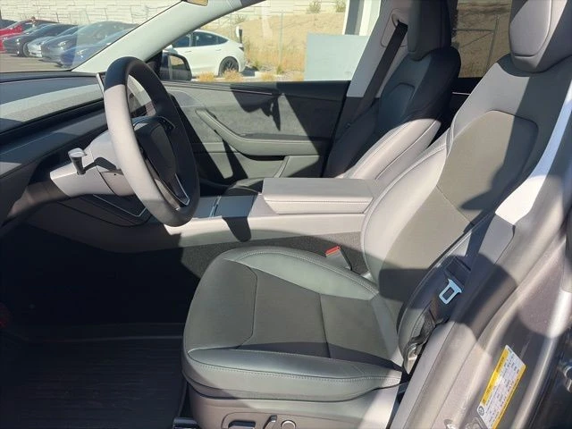 2026 Tesla Model Y - Image 13 of 21