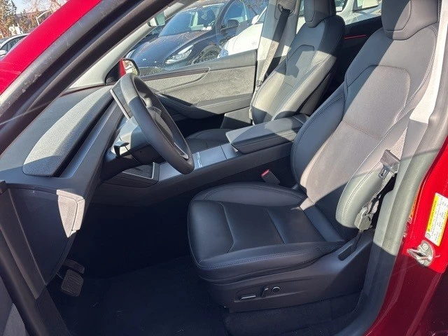 2026 Tesla Model Y - Image 12 of 21