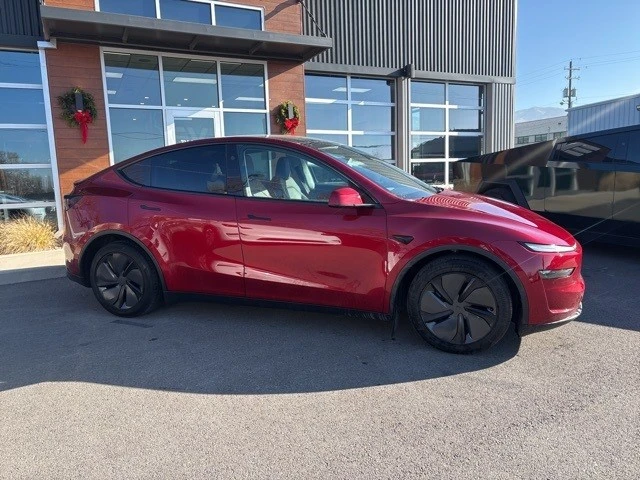 2026 Tesla Model Y - Image 9 of 21