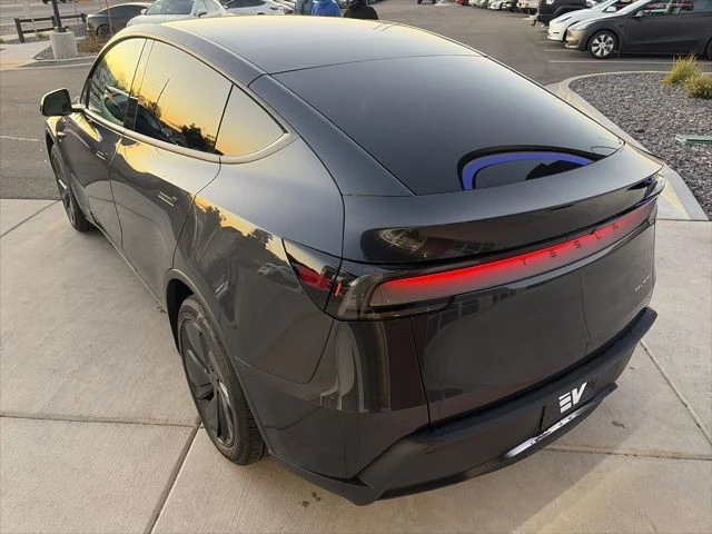 2026 Tesla Model Y - Image 6 of 21