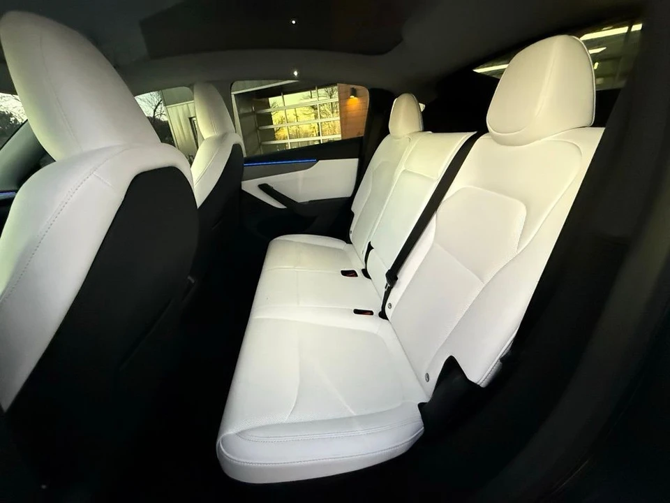 2026 Tesla Model Y - Image 13 of 21