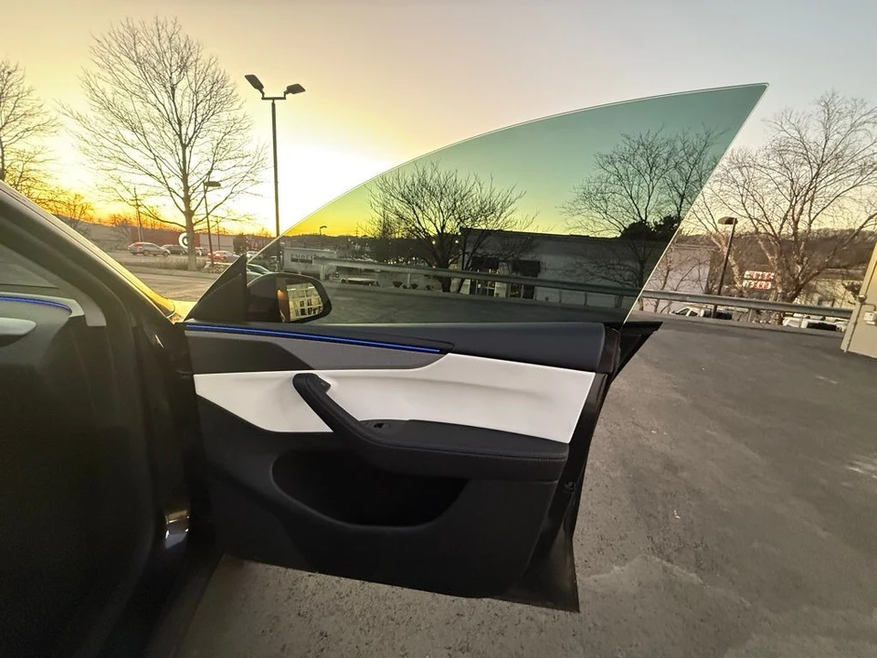 2026 Tesla Model Y - Image 18 of 21