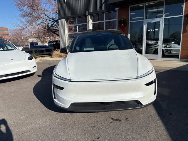 2026 Tesla Model Y - Image 3 of 21