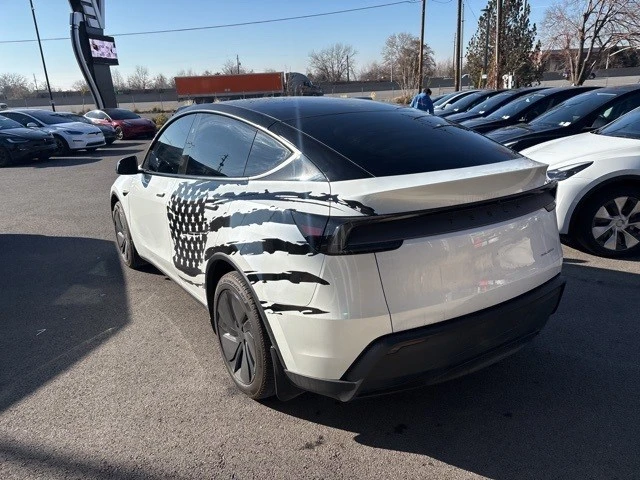 2026 Tesla Model Y - Image 6 of 21