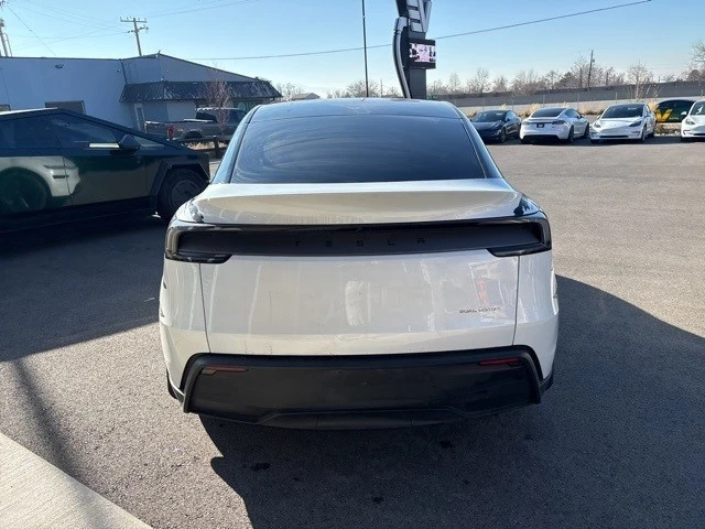 2026 Tesla Model Y - Image 7 of 21