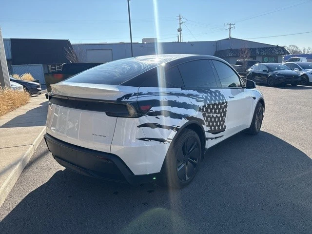 2026 Tesla Model Y - Image 8 of 21