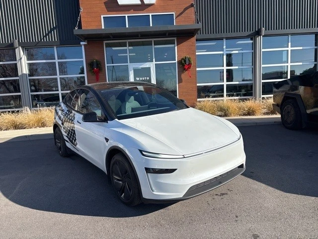2026 Tesla Model Y - Image 2 of 21