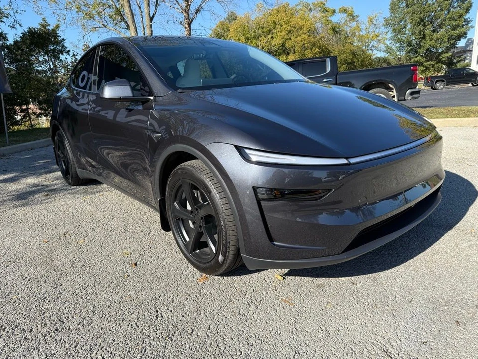 2026 Tesla Model Y - Image 2 of 12