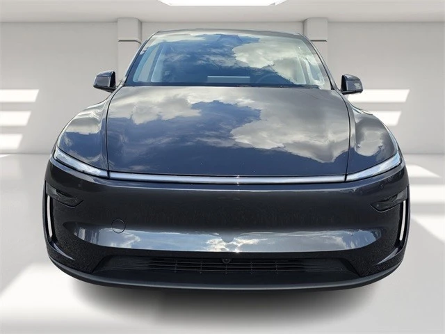 2026 Tesla Model Y - Image 8 of 21