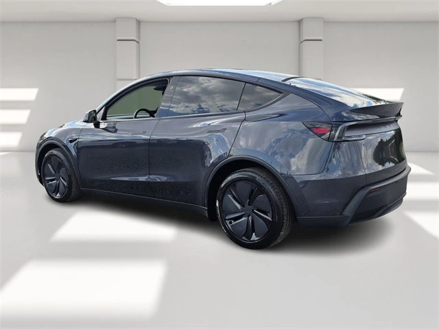2026 Tesla Model Y - Image 3 of 21