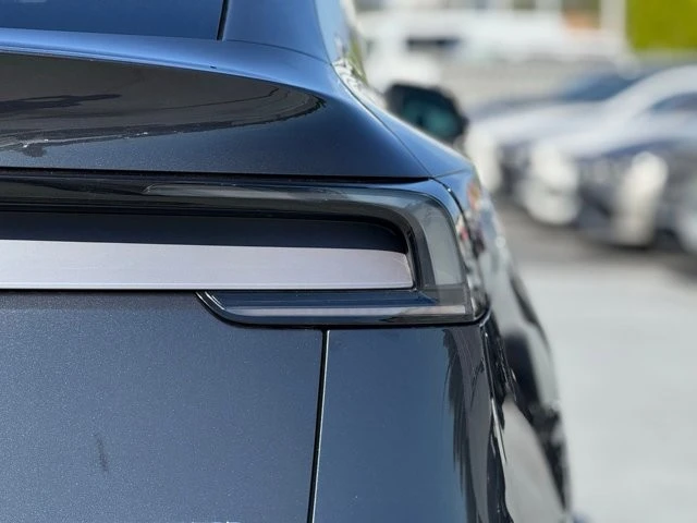 2026 Tesla Model Y - Image 12 of 21