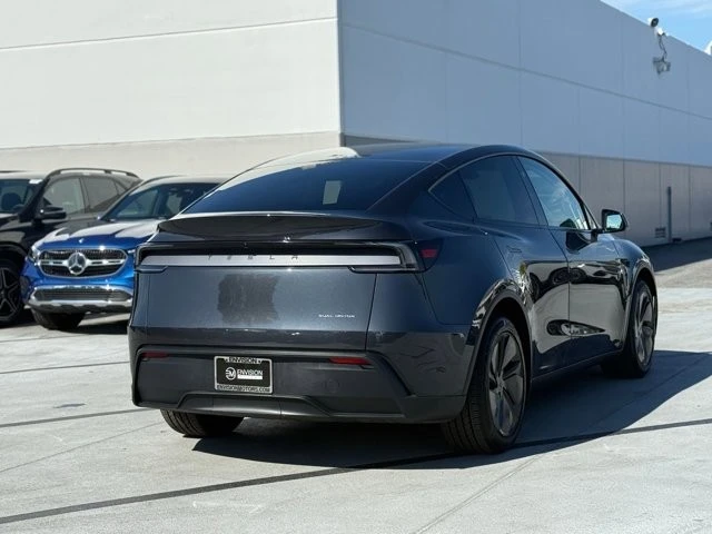 2026 Tesla Model Y - Image 13 of 21