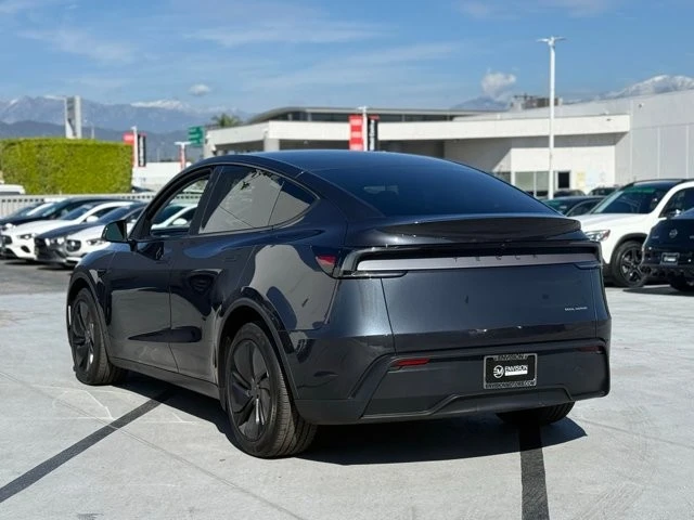 2026 Tesla Model Y - Image 9 of 21