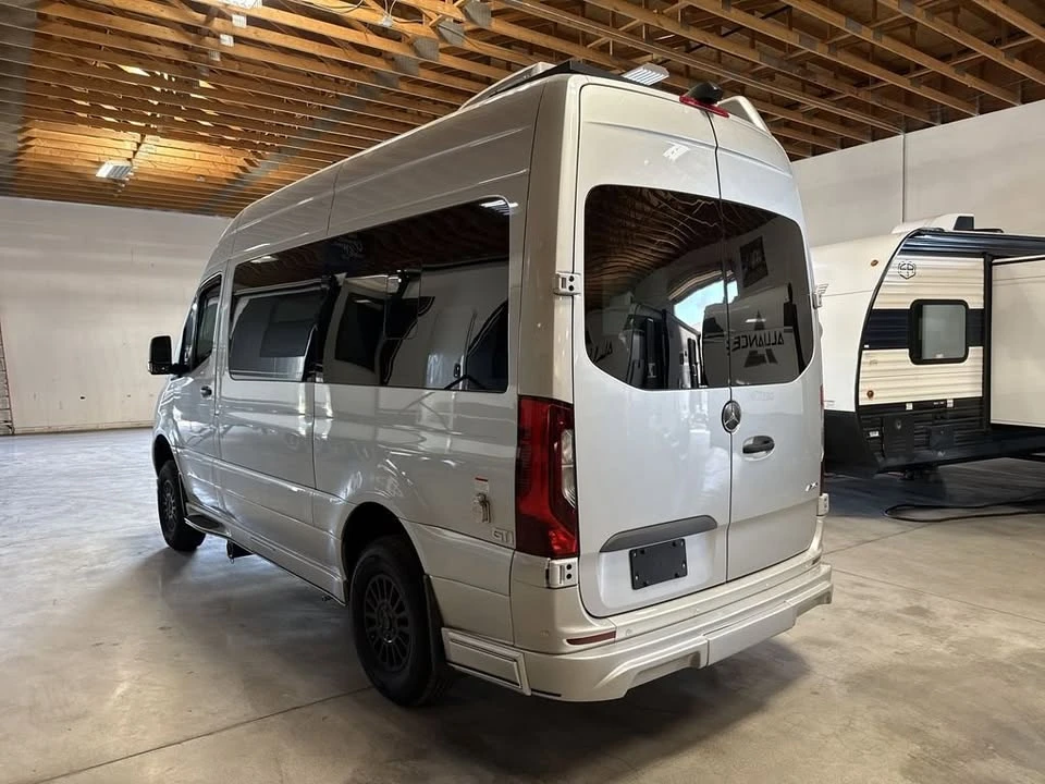 2026 Mercedes-Benz VS30 Sprinter - Image 2 of 19