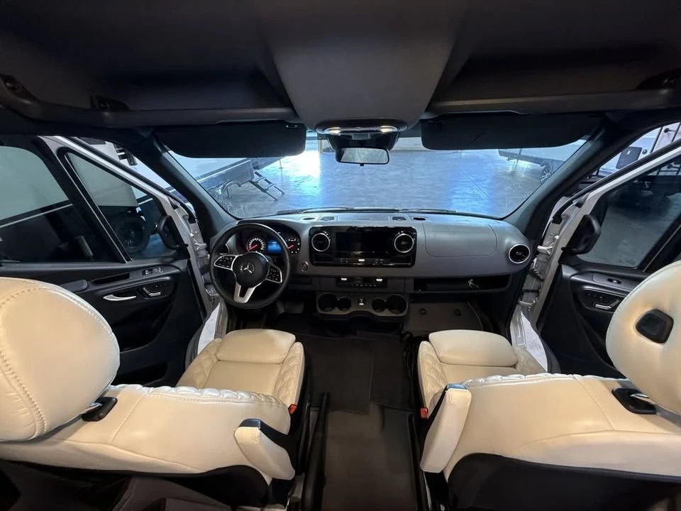 2026 Mercedes-Benz VS30 Sprinter - Image 6 of 19