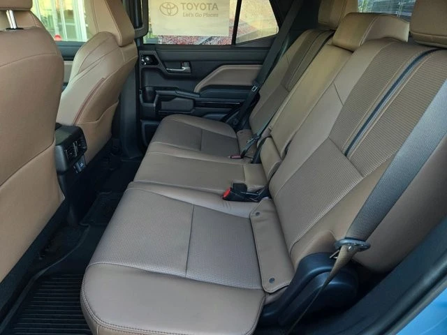 2026 Toyota 4Runner 6th Gen - Image 8 of 12