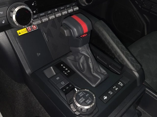 2026 Toyota 4Runner 6th Gen - Image 13 of 14