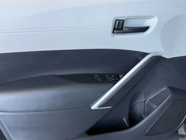 2026 Toyota Corolla Cross - Image 17 of 21