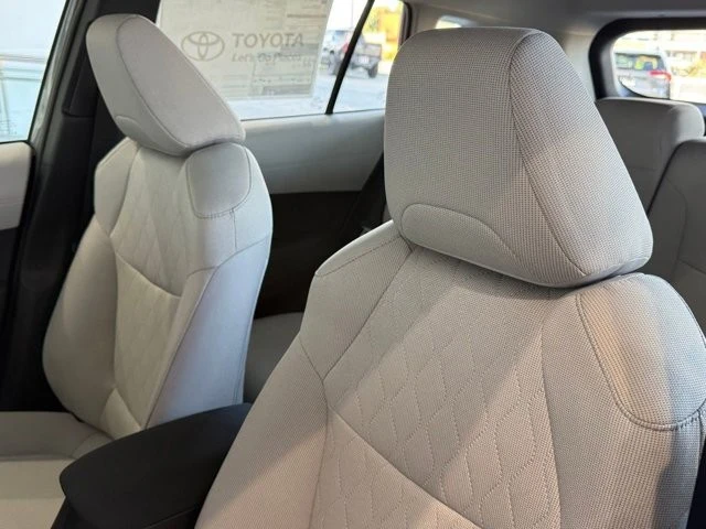 2026 Toyota Corolla Cross - Image 16 of 21