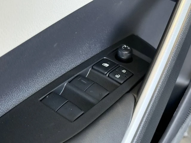 2026 Toyota Corolla Cross - Image 14 of 21