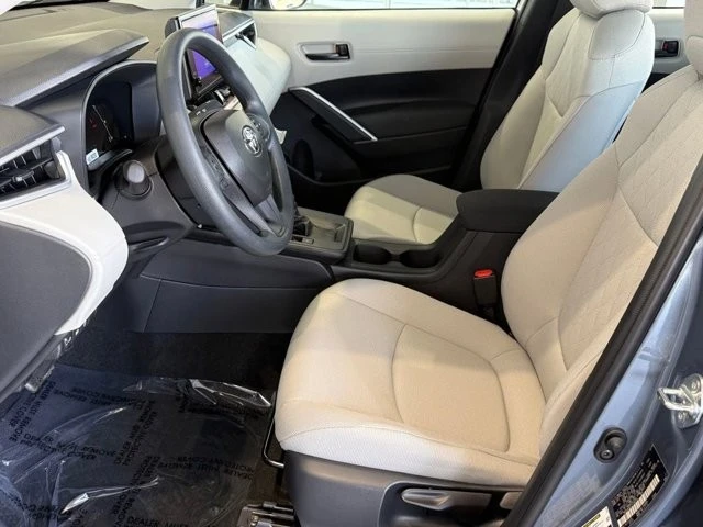 2026 Toyota Corolla Cross - Image 15 of 21