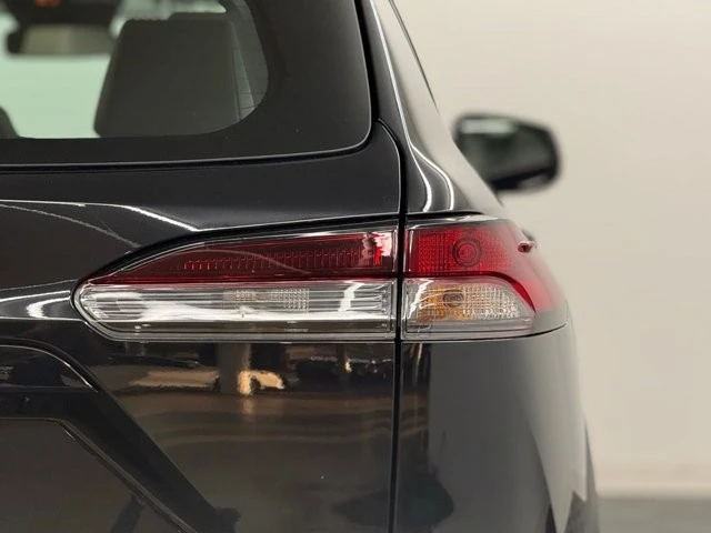 2026 Toyota Corolla Cross - Image 7 of 21