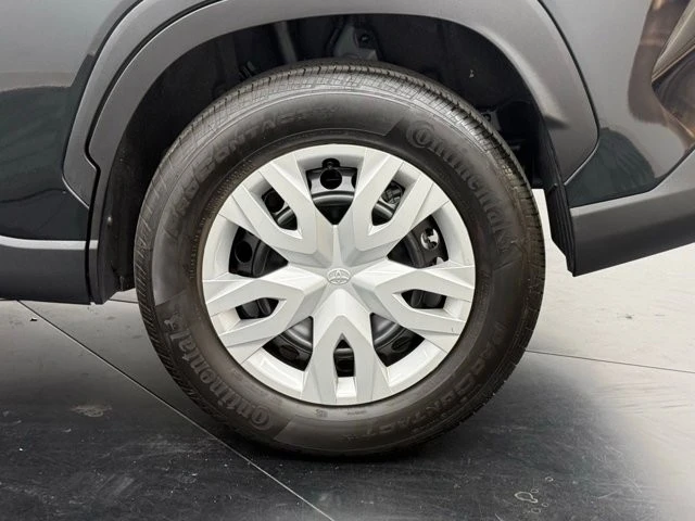 2026 Toyota Corolla Cross - Image 12 of 21
