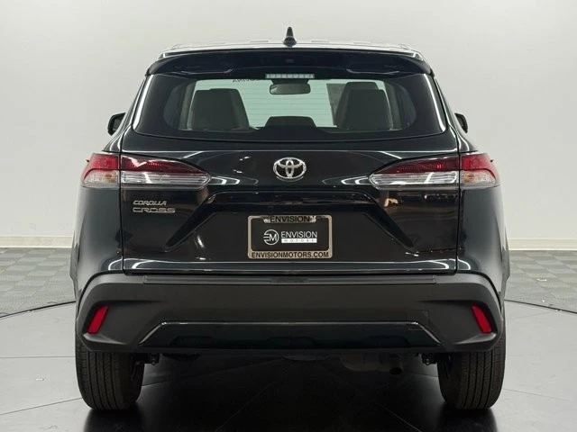 2026 Toyota Corolla Cross - Image 8 of 21