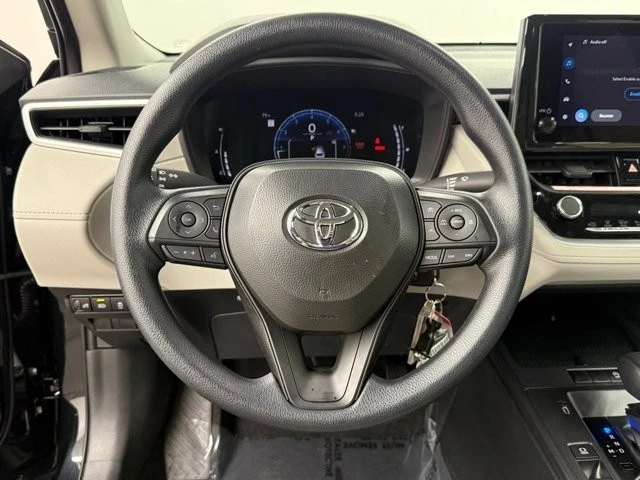 2026 Toyota Corolla Cross - Image 18 of 21