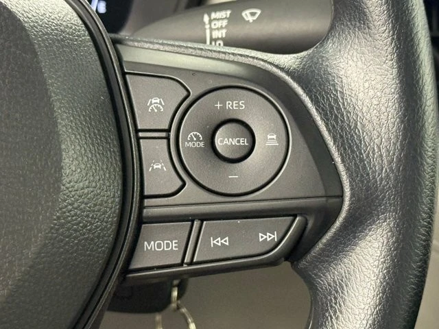 2026 Toyota Corolla Cross - Image 20 of 21