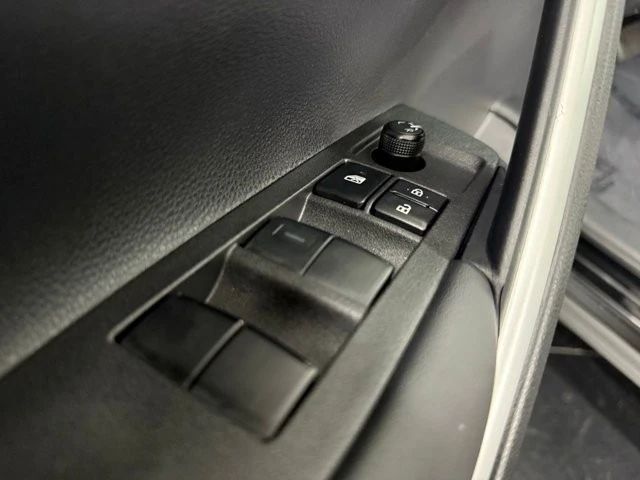 2026 Toyota Corolla Cross - Image 14 of 21
