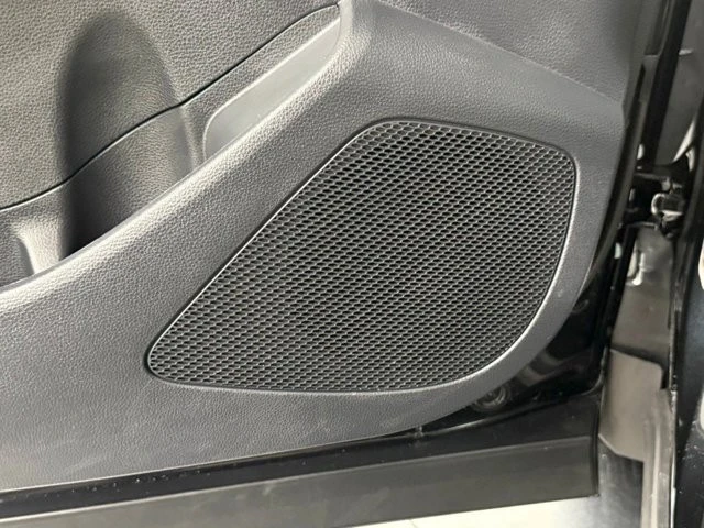 2026 Toyota Corolla Cross - Image 15 of 21