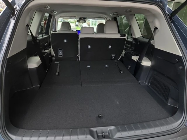 2026 Toyota Highlander - Image 24 of 26