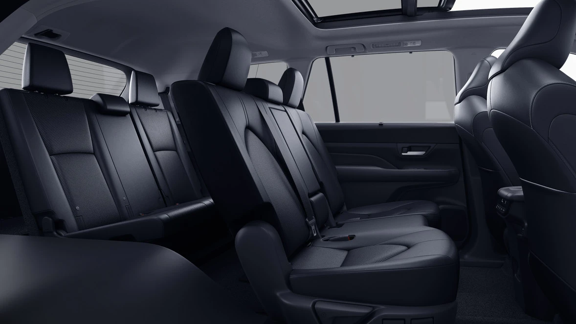 2026 Toyota Highlander - Image 7 of 10