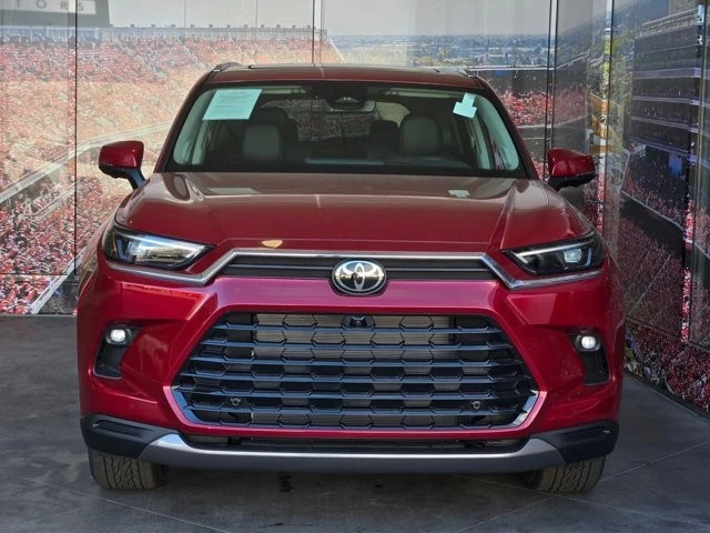 2026 Toyota Highlander - Image 3 of 21