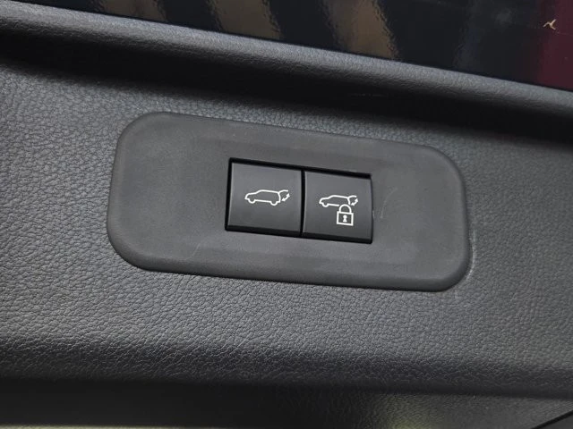 2026 Toyota Highlander - Image 28 of 30