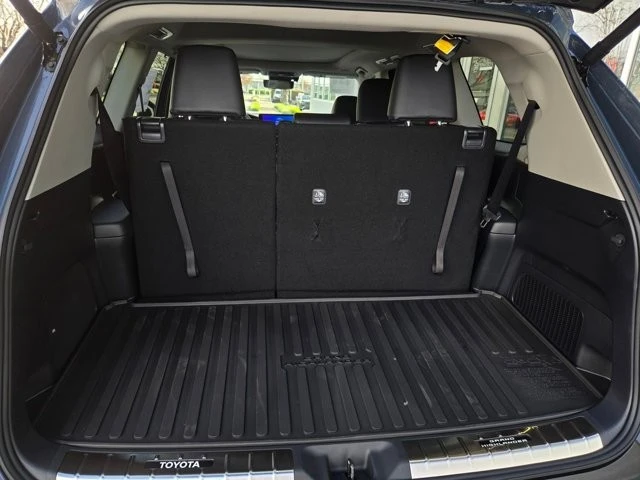 2026 Toyota Highlander - Image 26 of 30